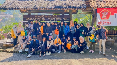 PMM 2 UPI Bandung: Mengenal Kepercayaan Sunda Wiwitan Kampung Adat Desa Cireundeu Kota Cimahi, Jawa Barat 