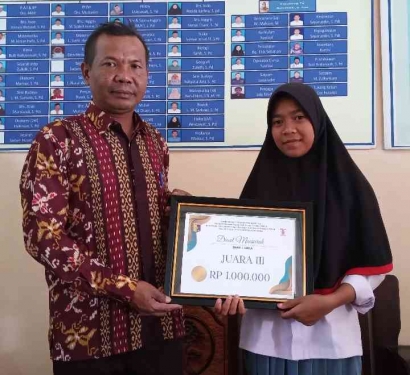 Juara Menulis Tingkat Kabupaten, Keluarga Besar SMAN 1 Suela Sangat Bangga