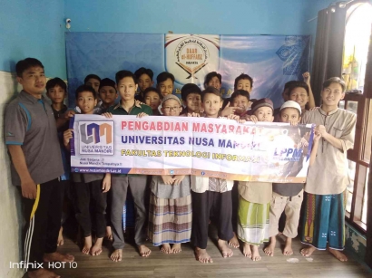 Pengabdian Masyarakat Universitas Nusa Mandiri, Bantu Santri Merancang Web dengan HTML