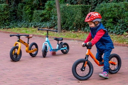 Manfaat Belajar Naik Sepeda Laufrad bagi Anak