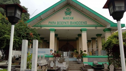 Komunitas Aleut, Lakukan Napak Tilas Jejak  Raden Dewi Sartika di Kota Bandung