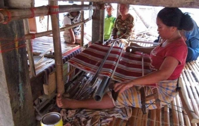 Inspirasi Hidup Perempuan Terpinggirkam dari Pelosok Pulau Terpencil di NTB