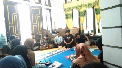 Mau Action, DPL Bimbing Agar Persiapannya Mateng, Mahasiswa KKN PAR Desa Tamanayu Lumajang 5 Jam Rapat
