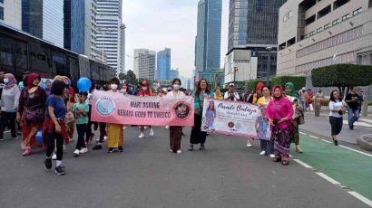 Parade Budaya Nusantara, Organisasi Perempuan Dukung Kebaya Goes to Unesco