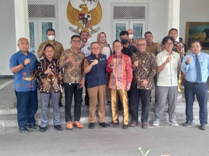 Menjaga Kondusifitas, Wakil Bupati Terima Audensi Apindo di Pendopo Sukabumi