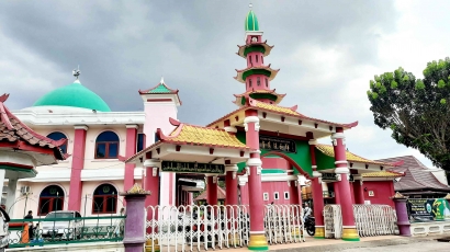 Harmoni Budaya di Masjid Cheng Ho Palembang