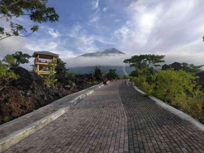 Batu Angus, Wisata Geopark Potensial di Maluku Utara
