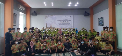 Dosen Muda ITERA Berikan Sosialisasi Mitigasi dan Potensi Bencana Geologi di Sekolah Global Madani Bandar Lampung