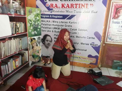 Pelatihan Karya Fiksi di Perpustakaan R.A Kartini