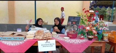 Mahasiswa KKN UIN Walisongo Berkolaborasi Adakan Bazar UMKM Desa