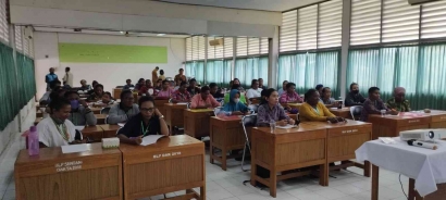 45 Pelaku Usaha Mikro di Kabupaten Jayapura Diberikan Pelatihan Literasi Keuangan