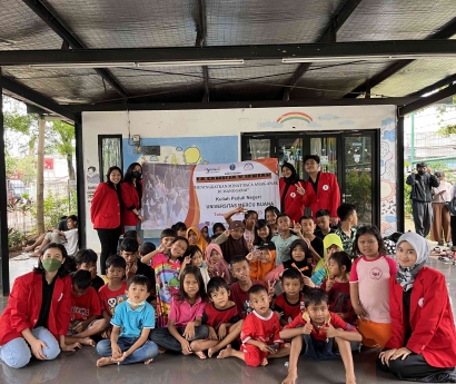 Mahasiswa Mercu Buana Melaksanakan Kegiatan Kuliah Peduli Negeri "Belajar Bersama Komunitas Jendela Jakarta di Manggarai"