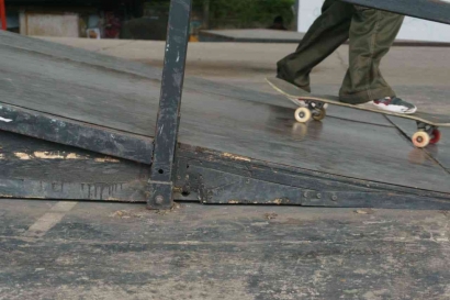 Meninjau Fasilitas Skatepark di Daerah Surapati, Kota Bandung