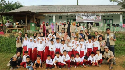 Mengabdi di Pelosok Negeri bersama Relawan Komunitas Pendekar Mengajar Indonesia