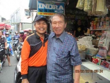 Gambar Artikel Bapak dan Bu Guru Se- Indonesia, Ingin Disayangi Murid?