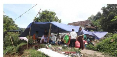 Cianjur Berduka Indonesia Bersedih