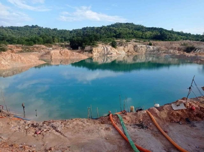 Pesona Danau Kaolin di Bangka Tengah, Bekas Pertambangan Menjadi Destinasi Wisata yang Cantik