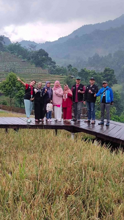 Kunjungan Dosen Pembimbing Lapangan OVOC ke Desa Purwabakti Kecamatan Pamijahan, Kabupaten Bogor