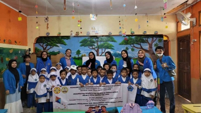 Mahasiswa UNPAM Gelar PMKM Untuk Mengajarkan Bahasa Inggris di TKAT Assalam Tangerang
