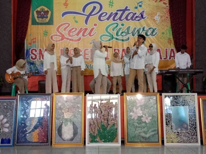 Pentas Seni Budaya SMA Negeri 1 Patikraja Tahun Pelajaran 2021/2022