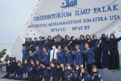 Kunjungan Lapangan Mahasiswa Prodi Fisika UIN Sumatra Utara ke OIF Umsu