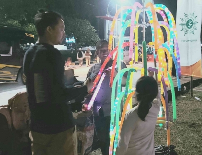 Menanti Rezeki Dalam Bayangan Lampu Sorot Muktamar Fair