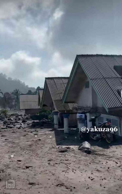 Dusun Kajar Kuning Terkubur oleh Abu Vulkanik