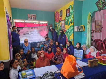 Mahasiswa KKN UM Adakan Kegiatan Cek Kesehatan dan Edukasi Penyakit Degeneratif bagi Lansia di Wilayah Sumantoro, Desa Sidodadi, Ngantang