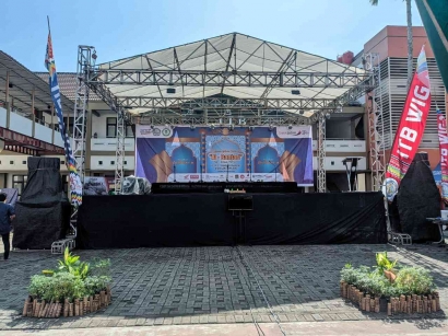 Festival Banjari Dies Natalies Institut Teknologi dan Bisnis Widya Gama Mengguncang Lumajang