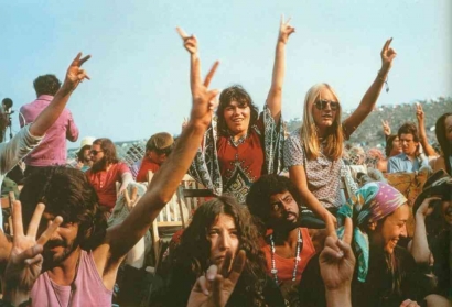 Budaya Hippie: Revolusi Sosial Kontra-Budaya berdasarkan Cinta dan Kebebasan