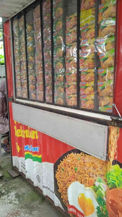 Kuliner viral, Warmindo di Lumajang Juga Ada Loh. Kepoin yuk!