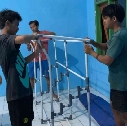 PKKM Agroteknologi UPN "Veteran" Jawa Timur, Pendampingan Pengelolaan Sistem Hidroponik