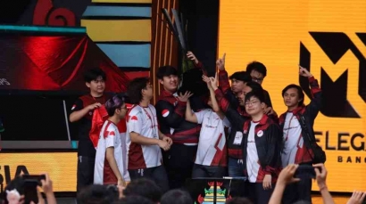 Indonesia Menjadi Juara Umum di Ajang Kejuaraan IESF 2022 yang Diselenggarakan di Bali