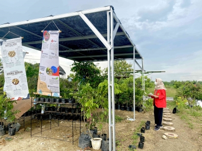 Perancangan Greenhouse Sebagai Tempat Pembibitan Tanaman Kelengkeng di Wisata Kampung Kelengkeng Sim