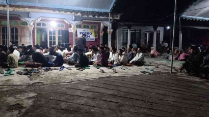 Penutupan KKN UM di Desa Sengon Melalui Acara "Sengon Bersholawat"
