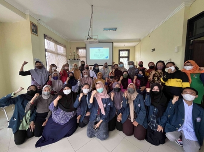 Pemberdayaan Kader Posyandu oleh Mahasiswa FKM Undip pada Program Merdeka Belajar Kampus Merdeka