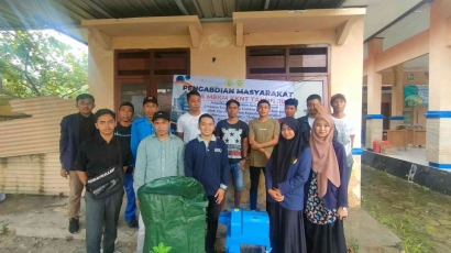 Solusi Masalah Sampah di Desa Taddan Kecamatan Camplong Kabupaten Sampang oleh Tim Abdimas UTM
