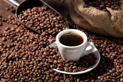 Naiknya Konsumsi Kopi Di Indonesia Membuat Coffee Shop Dibanjiri Pelanggan, Apa Rahasianya?