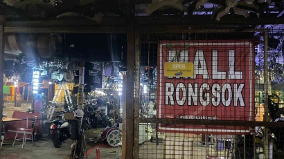 Keunikan Mall Rongsok di Depok