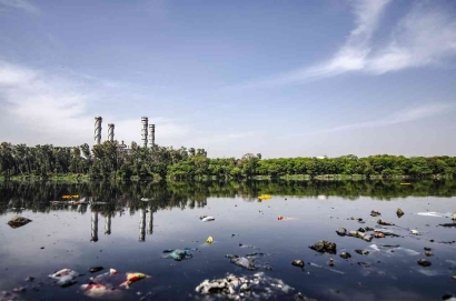 Globalisasi Lingkungan: Upaya Greenpeace Mengatasi Polusi Air di Tiongkok