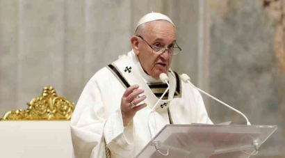 Komitmen Natal dari Paus Fransiskus: Berbuat Sesuatu untuk Orang Miskin dan Butuh Serta Meminta Maaf