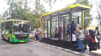 Bus Trans Jatim