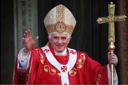 Tutup Tahun 2022, Paus Emeritus Benediktus XVI Tutup Usia