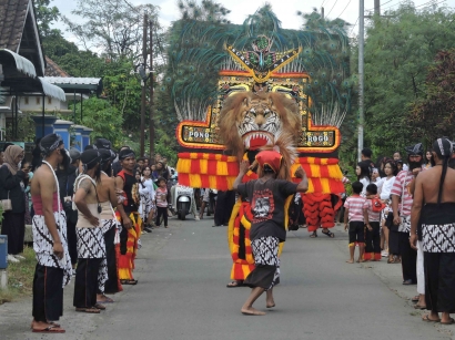 Menyambut Tahun Baru dengan Aksi Pelestarian Kesenian Budaya Reog Ponorogo