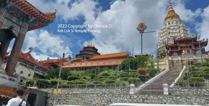 "Kek Lok Si Temple", Kuil Buddha Terbesar di Malaysia dengan Patung Dewi Kwan Im Setinggi 302 Meter