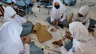 Inovasi Canting Cap Kertas Dalam Praktik Pembuatan Batik
