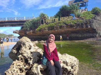 Pantai Kukup Yogyakarta