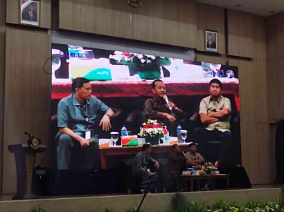Anggota DPRRI dan Menteri Investasi Hadiri Seminar Nasional di Universitas Kristen Indonesia