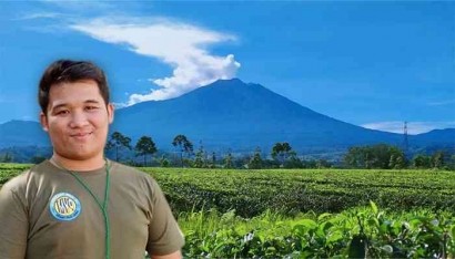 Iwan Bomba: Gunung Marapi dan Kerinci Berstatus Waspada