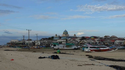 Sampah dan Lingkungan di Area Desa Wisata dan Destinasi Pantai Lombok